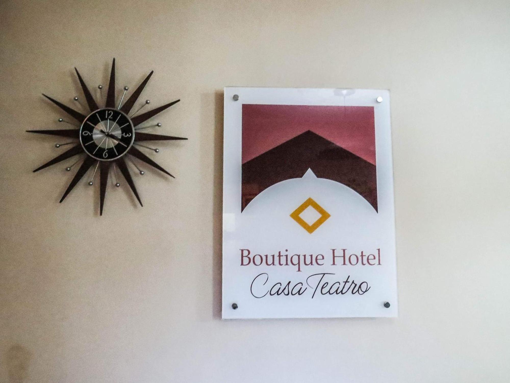 מנאוס Boutique Hotel Casa Teatro מראה חיצוני תמונה